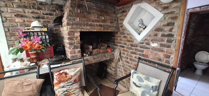 To Let 1 Bedroom Property for Rent in Heiderand Western Cape